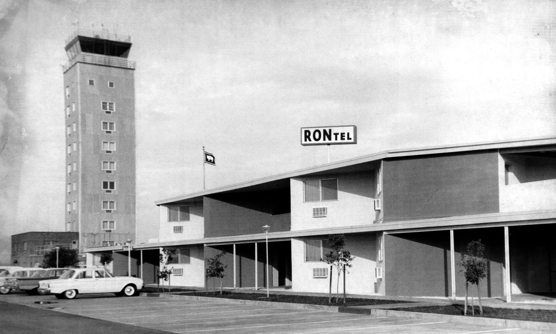 Then and Now: Tucson Airport RONtel hotel